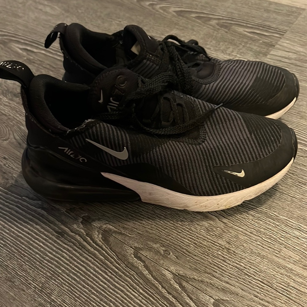 Nike Air Max 270